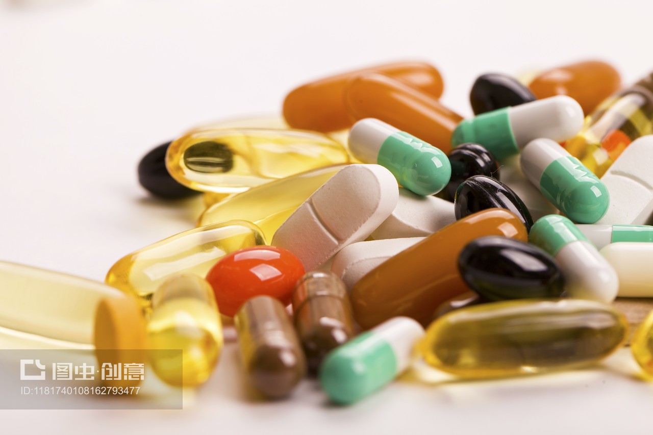 居家醫(yī)療健康管理 藥片藥丸的特寫與日用藥品代理銷售新趨勢(shì)